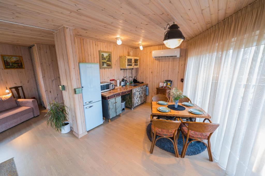 Brīvdienu māja ceriņi cenas